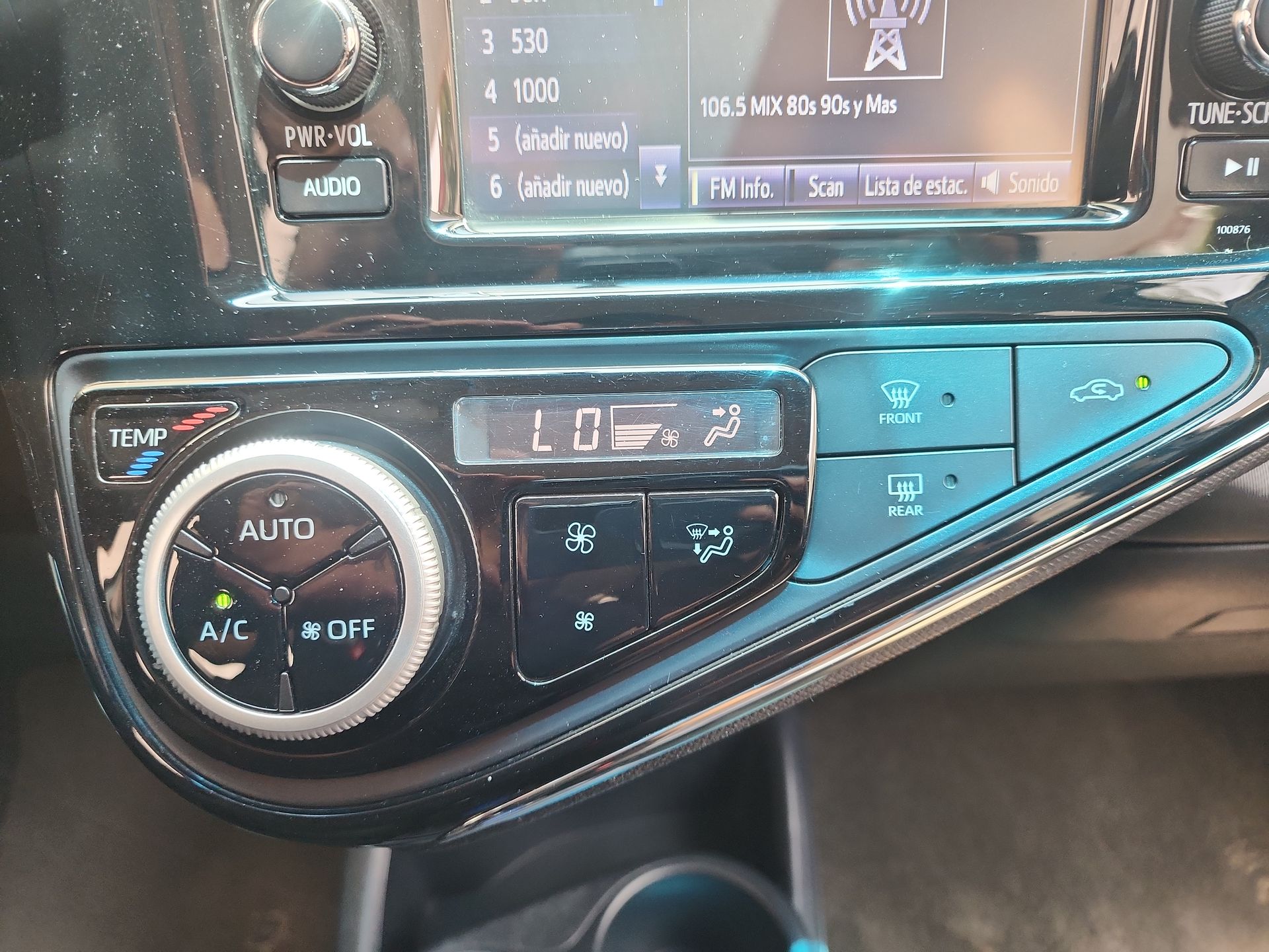 2021 Toyota PRIUS PRIUS C