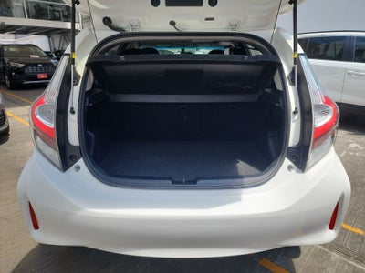 2021 Toyota PRIUS PRIUS C