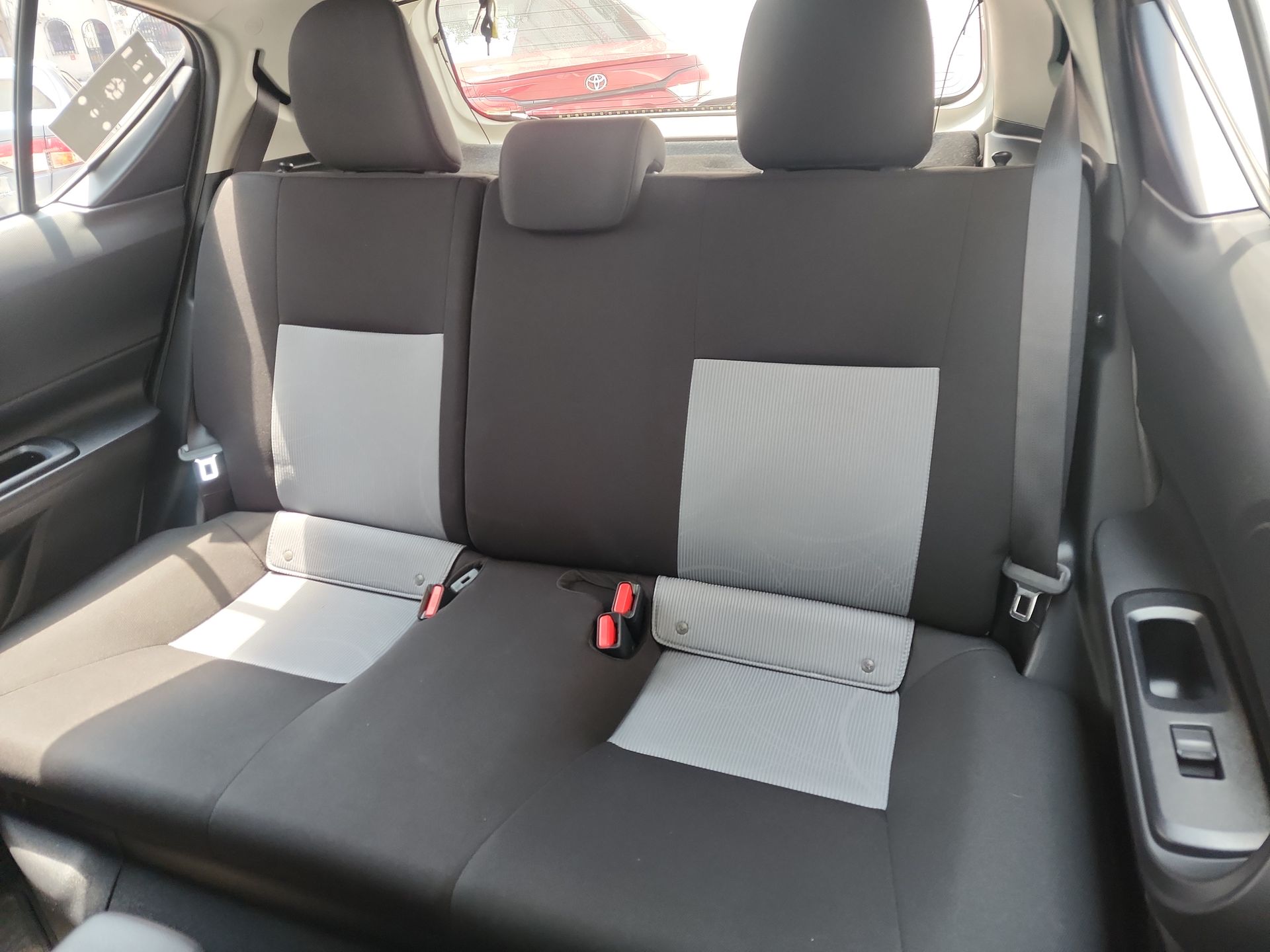 2021 Toyota PRIUS PRIUS C
