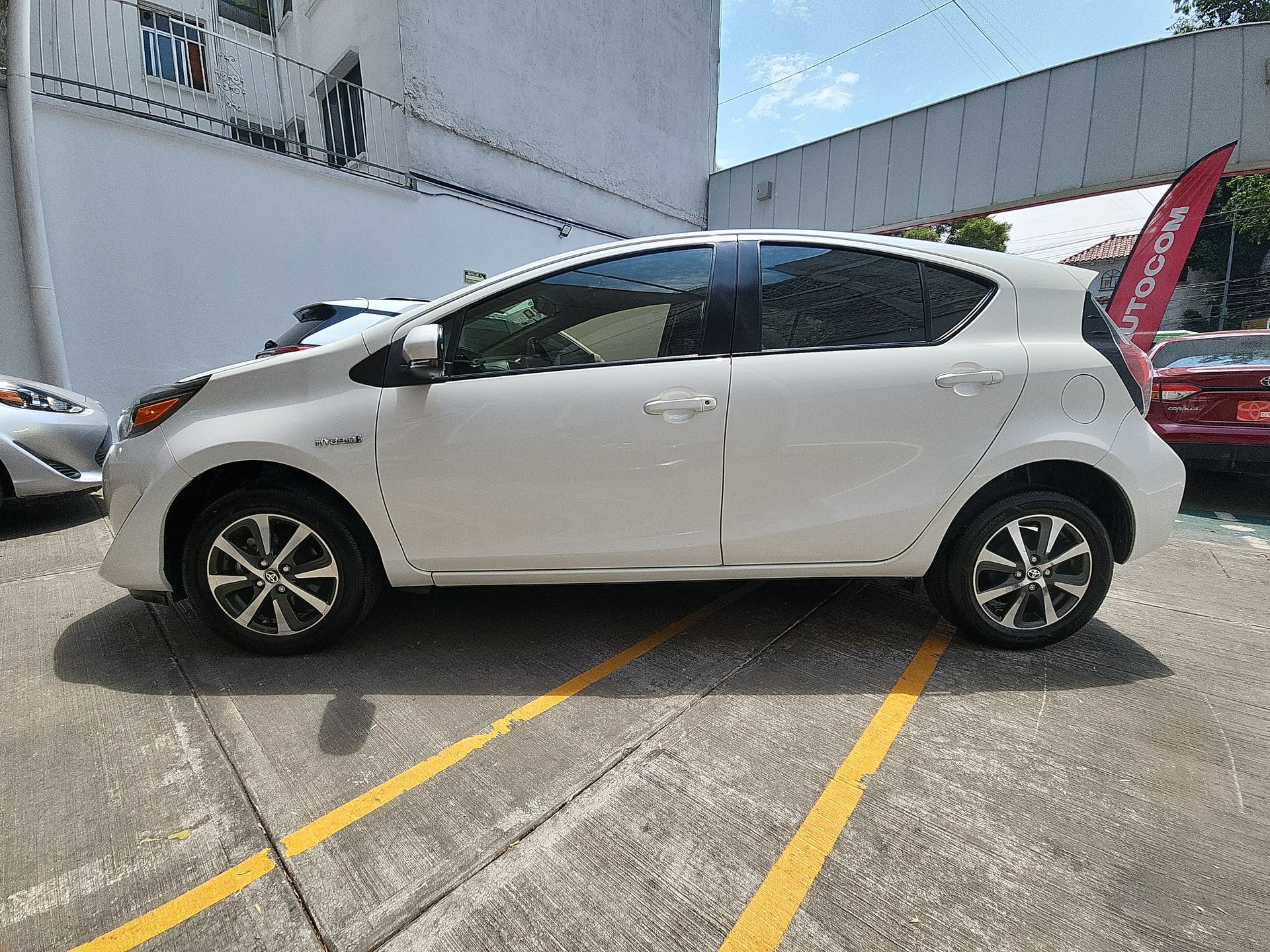 2021 Toyota PRIUS PRIUS C