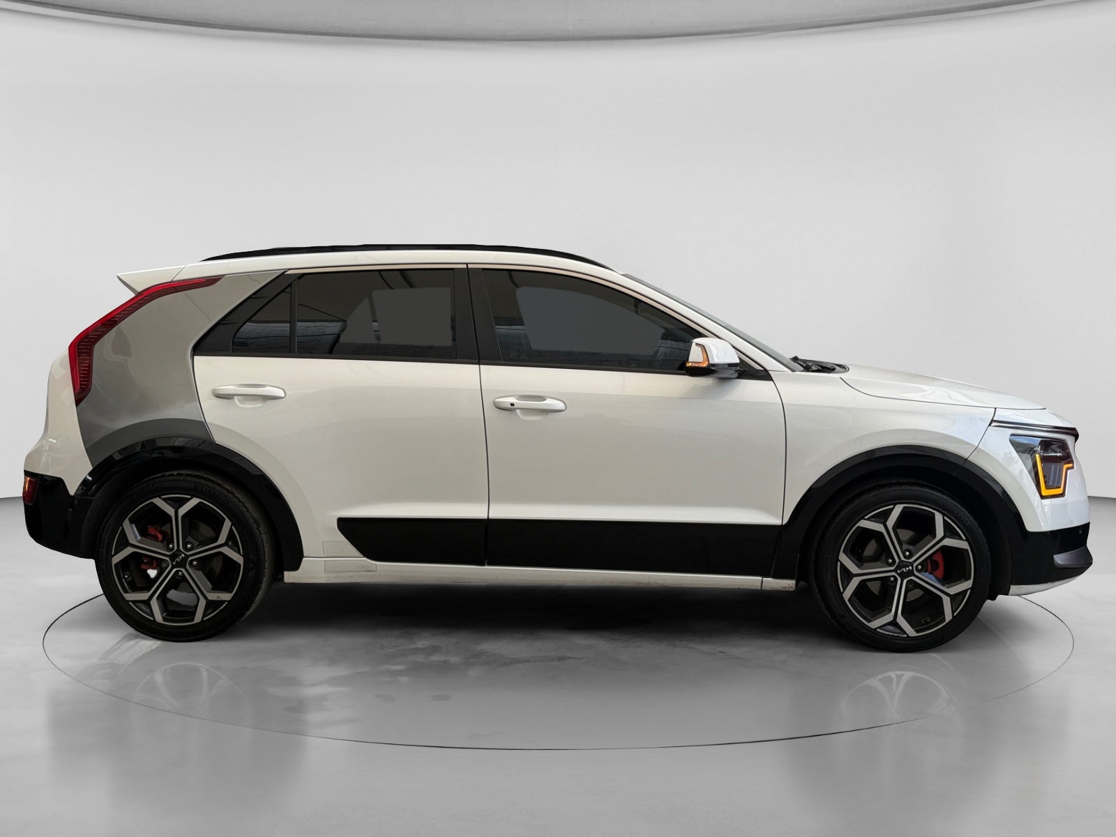 2023 Kia NIRO EX