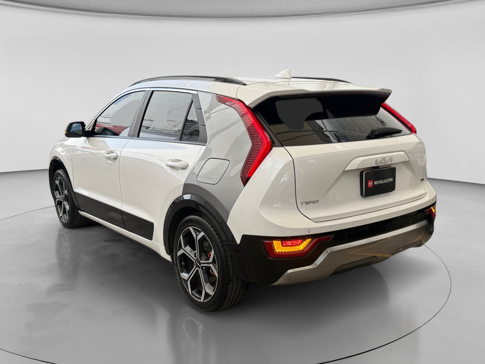 2023 Kia NIRO EX