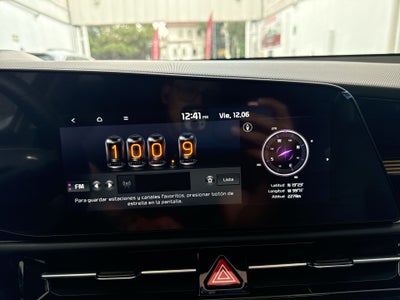 2025 Kia NIRO EX