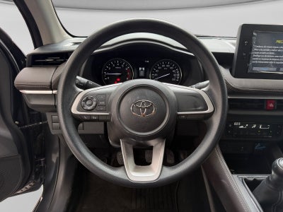2024 Toyota YARIS S MT