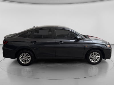 2024 Toyota YARIS S MT