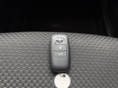 2024 Toyota YARIS S MT