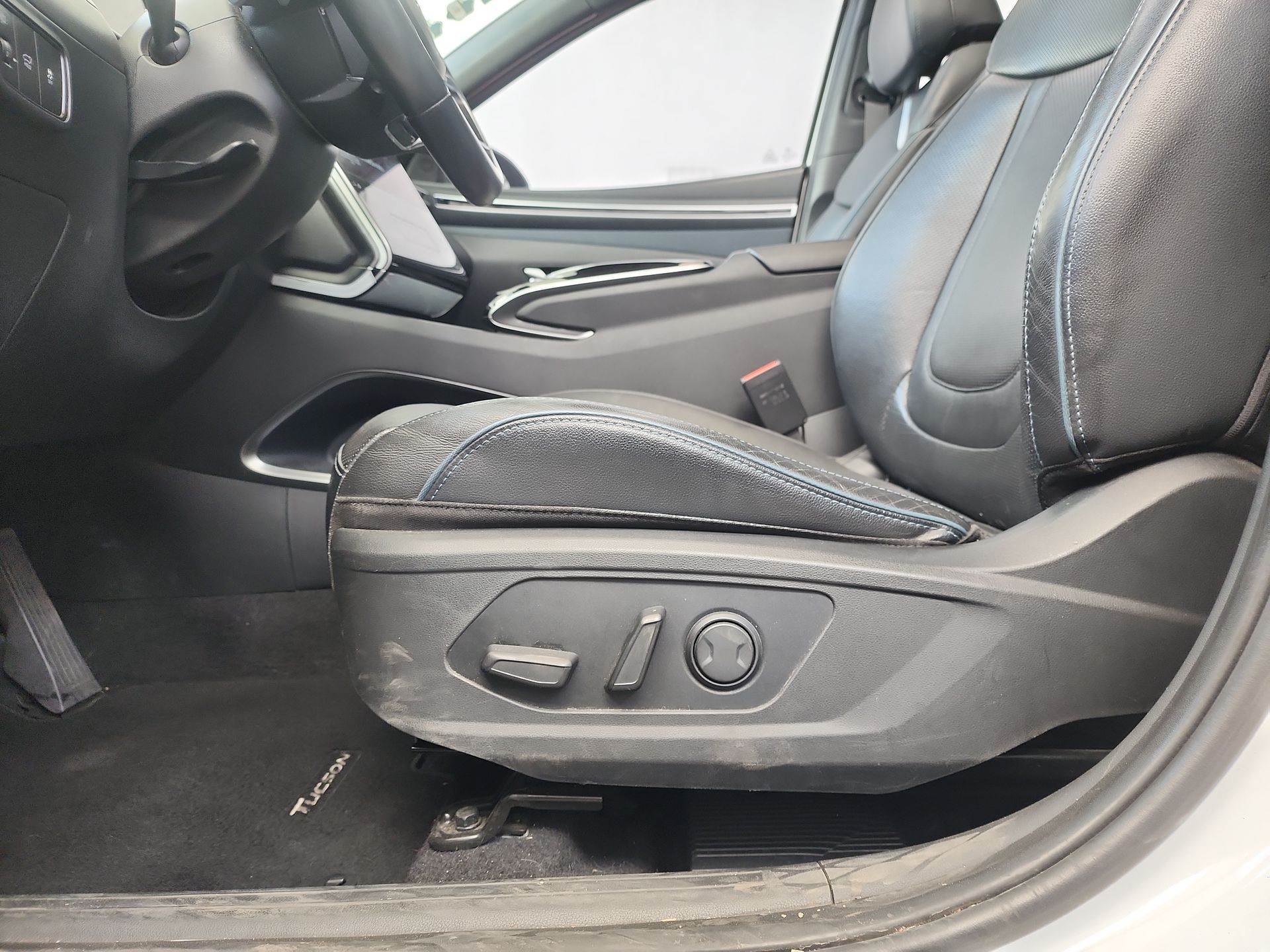 2022 Hyundai TUCSON LIMITED TECH