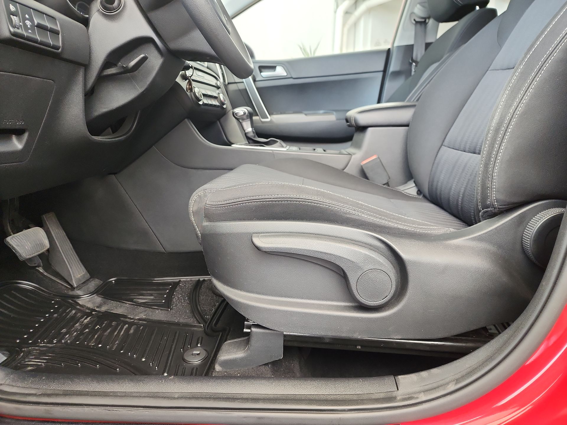 2020 Kia SPORTAGE 2.0L LX T/A