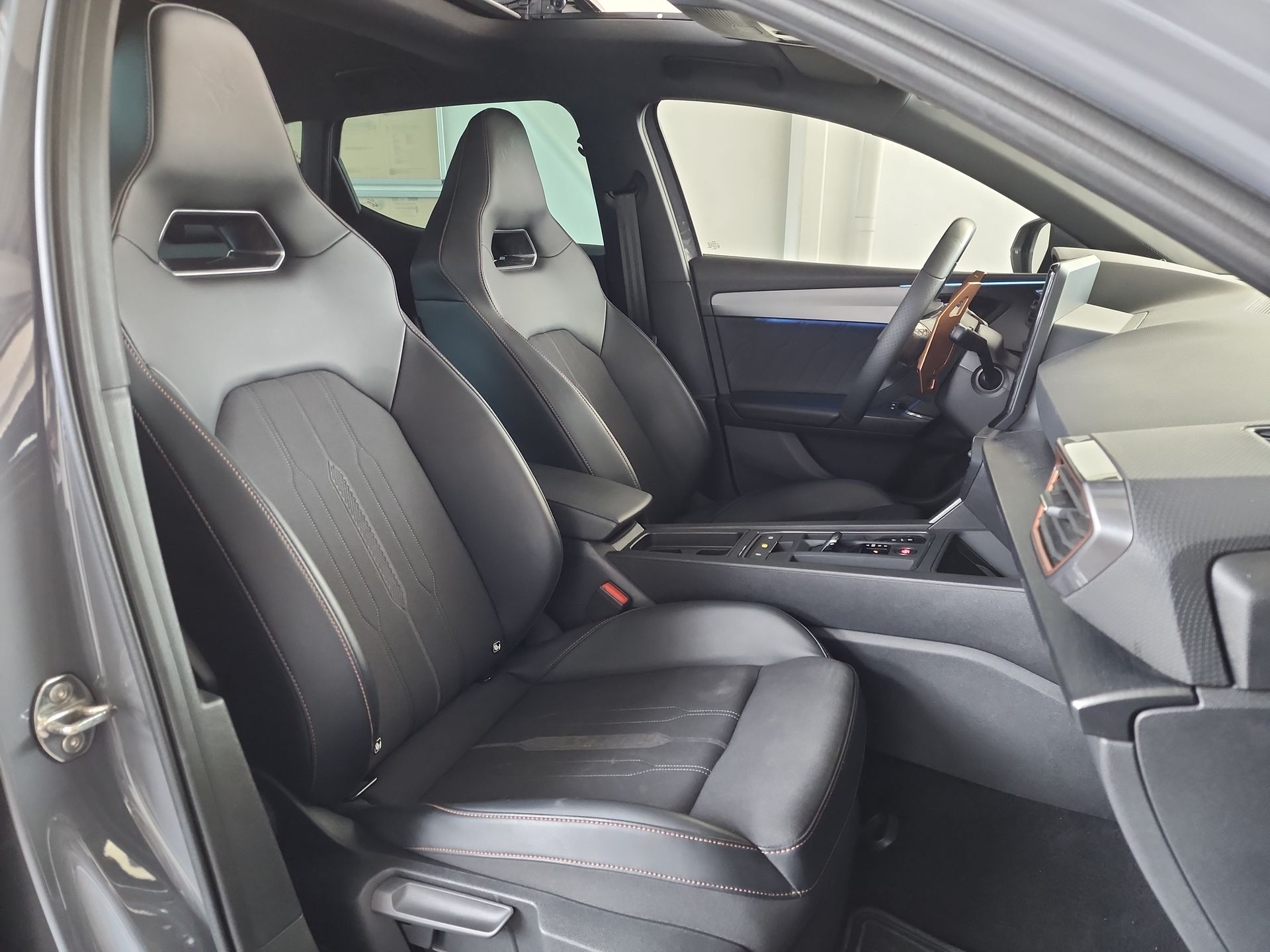 2024 CUPRA LEON LEÓN 190HP DSG