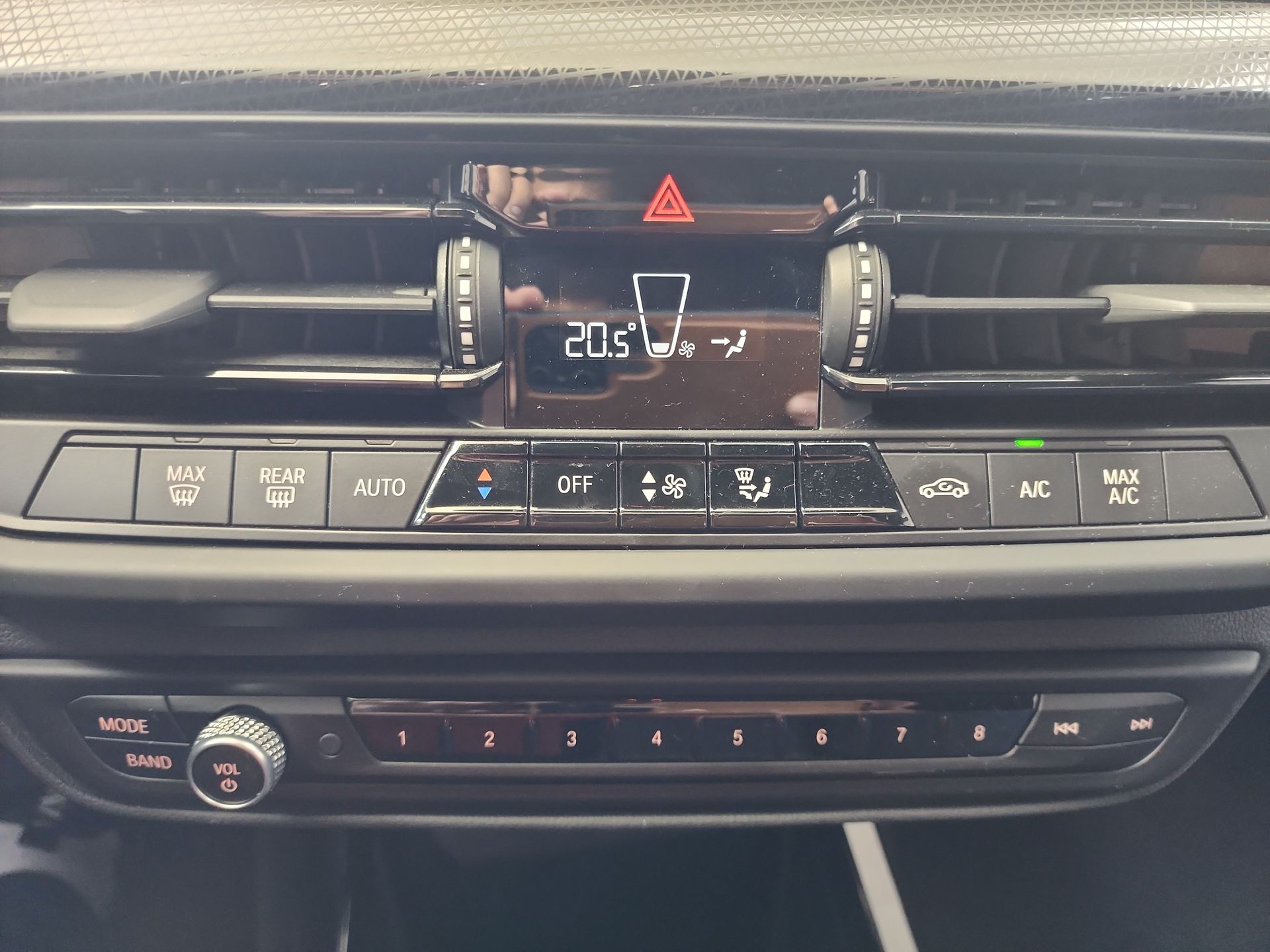 2024 BMW SERIE 1 118I