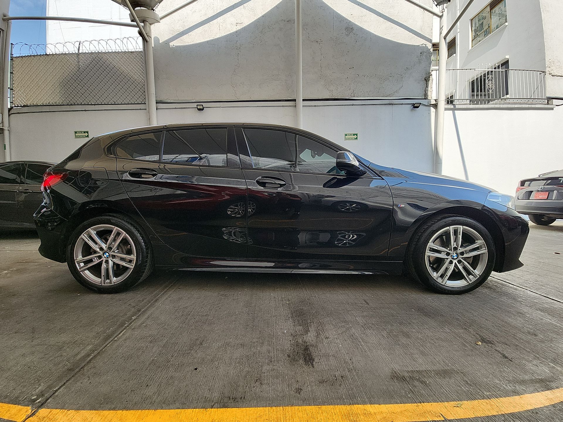 2024 BMW SERIE 1 118I